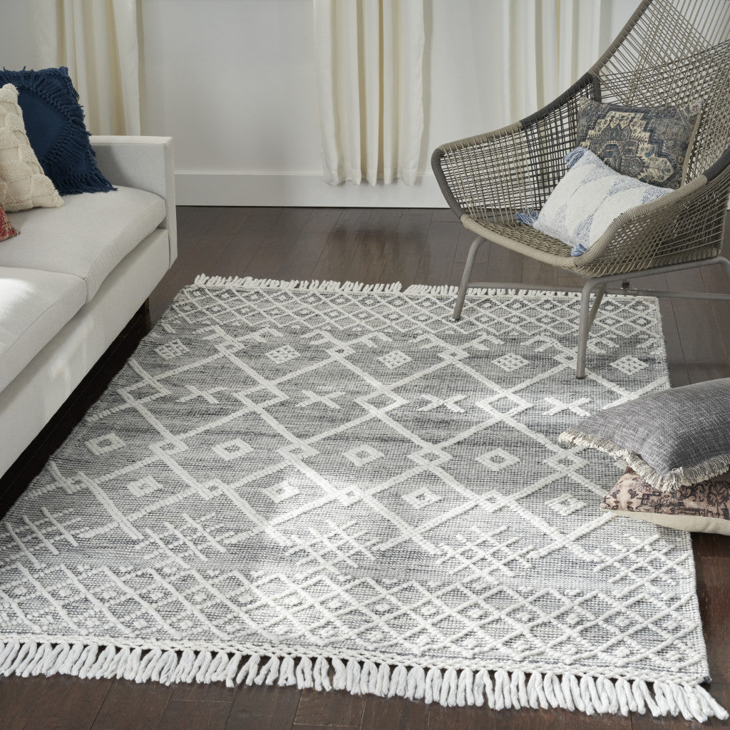 4' X 6' Gray and Ivory Geometric Hand Woven Area Rug With Fringe