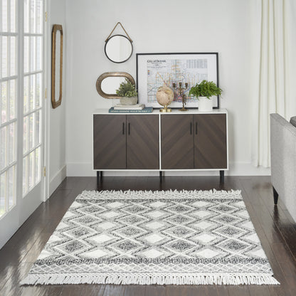 4' X 6' Gray and Ivory Geometric Hand Woven Area Rug With Fringe