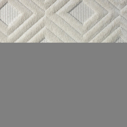 5' X 7' Gray Geometric Area Rug