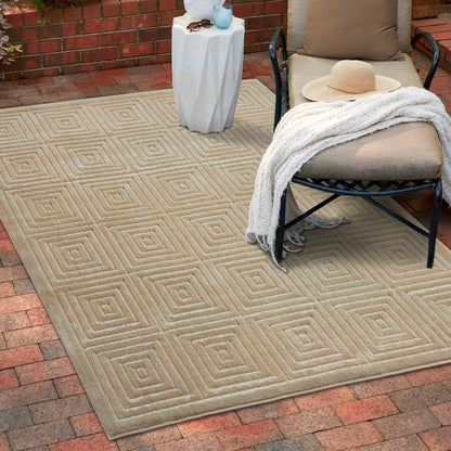 8' X 10' Ivory Geometric Area Rug