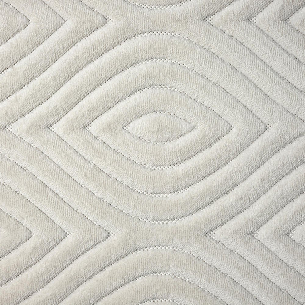 5' X 7' Ivory Trellis Area Rug