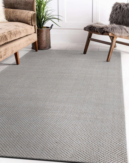 5' X 8' Beige Hand Woven Non Skid Area Rug