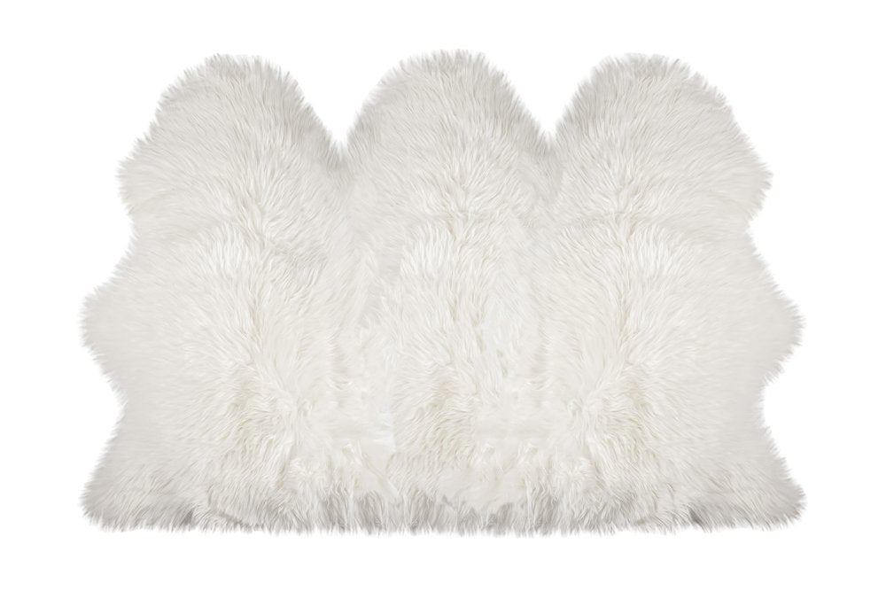 3' X 5' Off White Faux Sheepskin Printed Area Rug