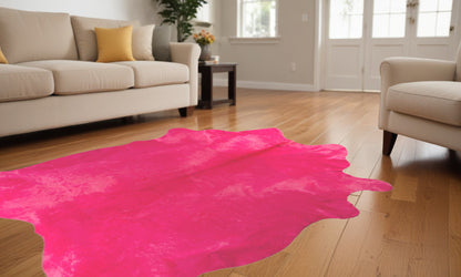 6' X 7' Fuchsia Cowhide Hand Knotted Area Rug