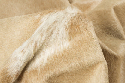 6' X 7' Brown Cowhide Hand Knotted Area Rug