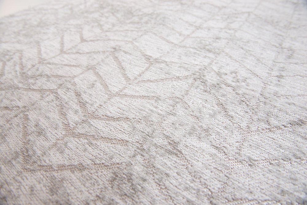 8' Gray and White Round Chevron Non Skid Area Rug