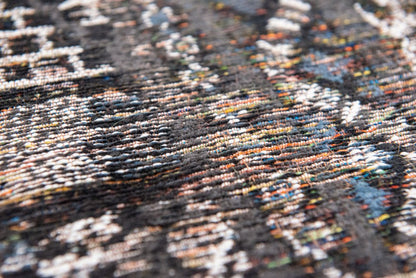 5' X 7' Gray and Beige Oriental Non Skid Area Rug