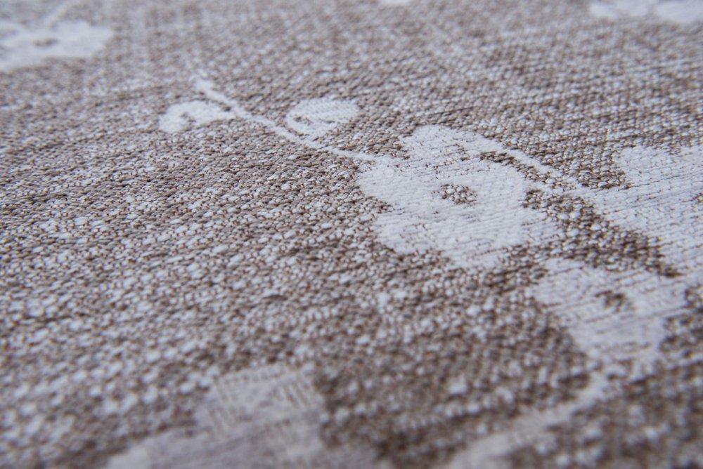 8' Gray and White Round Oriental Non Skid Area Rug