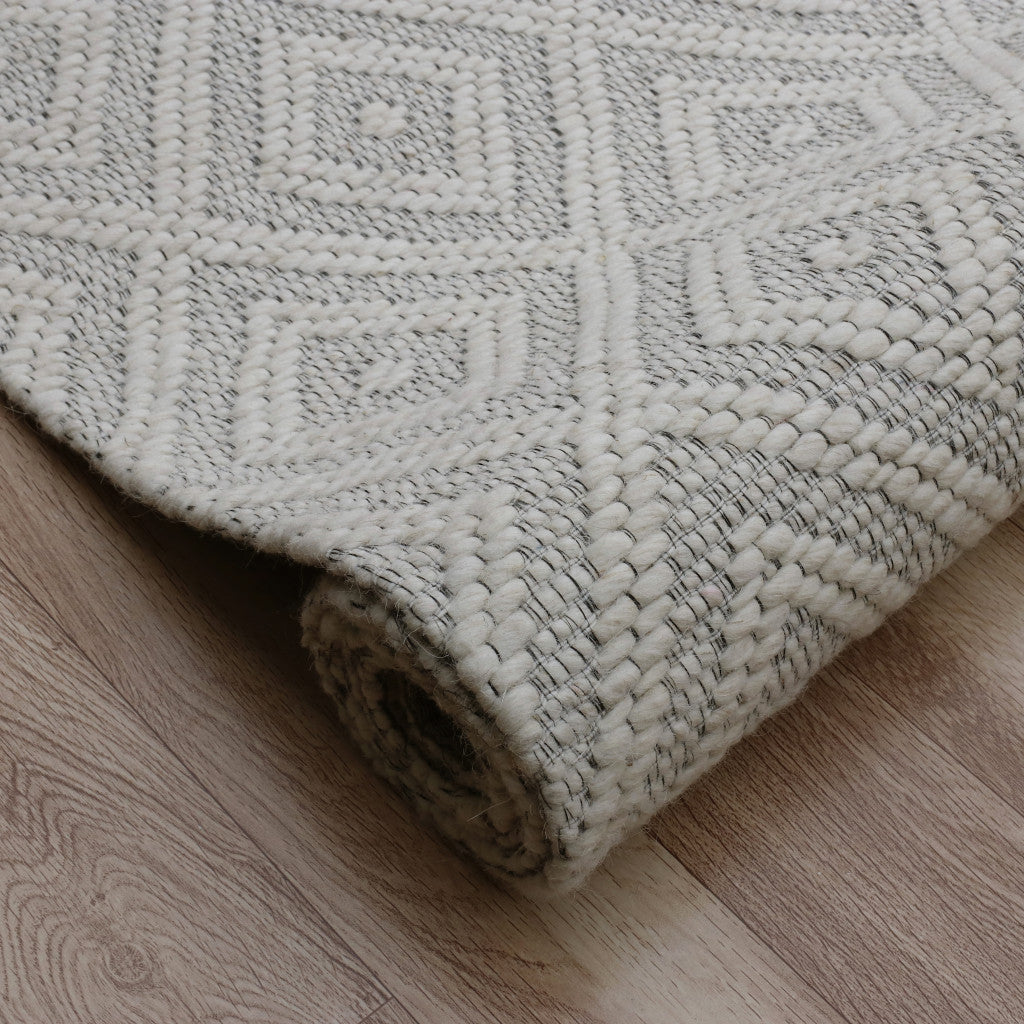 2' X 3' Ivory Wool Geometric Hand Woven Area Rug