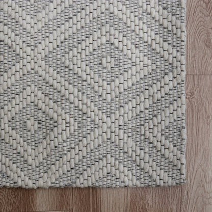 2' X 3' Ivory Wool Geometric Hand Woven Area Rug