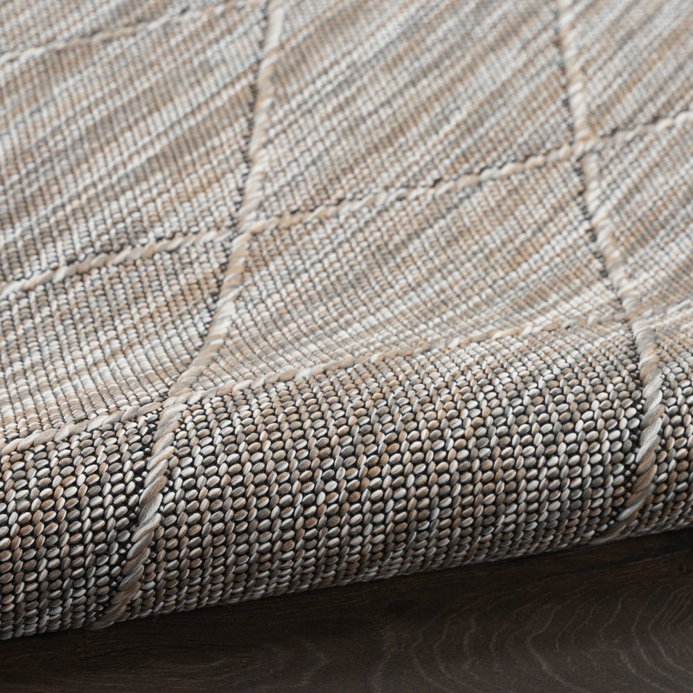 4' X 6' Gray Geometric Power Loom Non Skid Area Rug