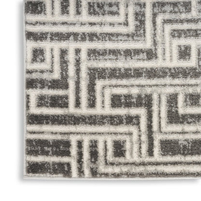 4' X 6' Gray Geometric Distressed Area Rug