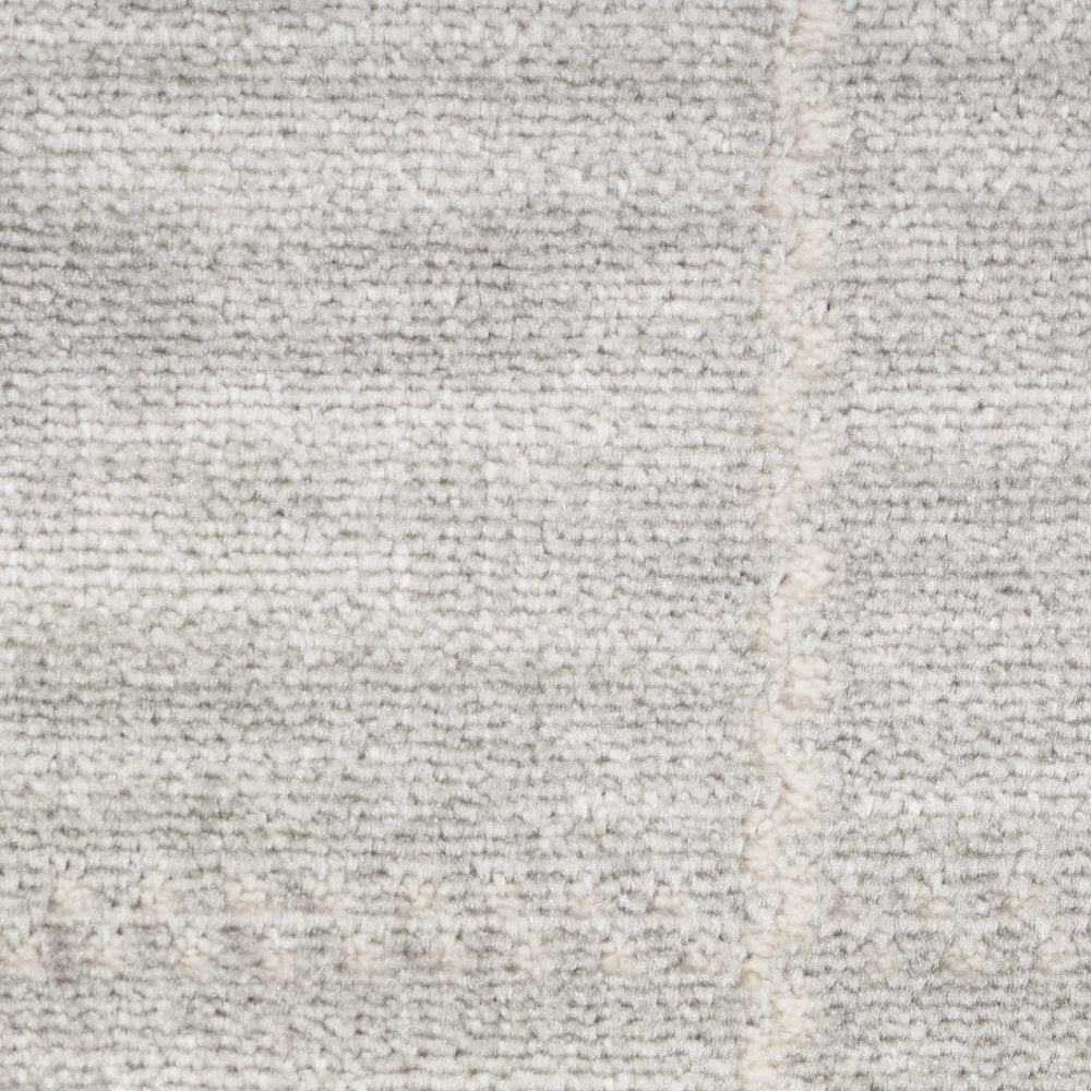 5' X 7' Gray Geometric Area Rug