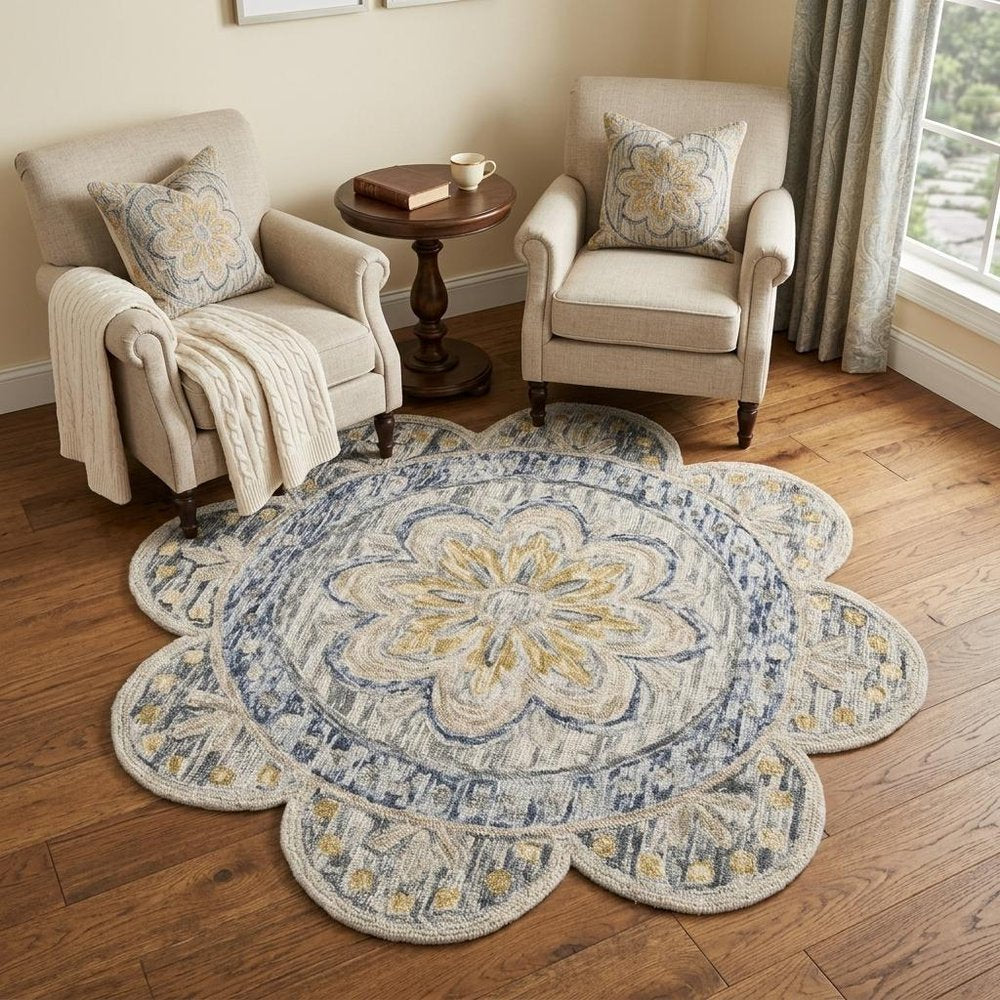 6' Beige Round Wool Floral Hand Tufted Area Rug