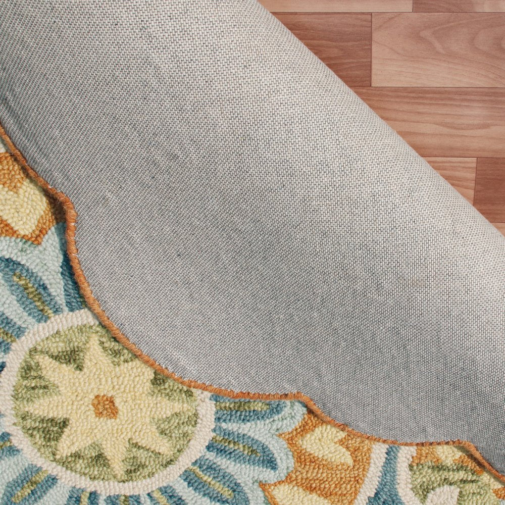 5' Blue and Ivory Round Wool Floral Hand Tufted Area Rug