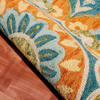 5' Blue and Ivory Round Wool Floral Hand Tufted Area Rug