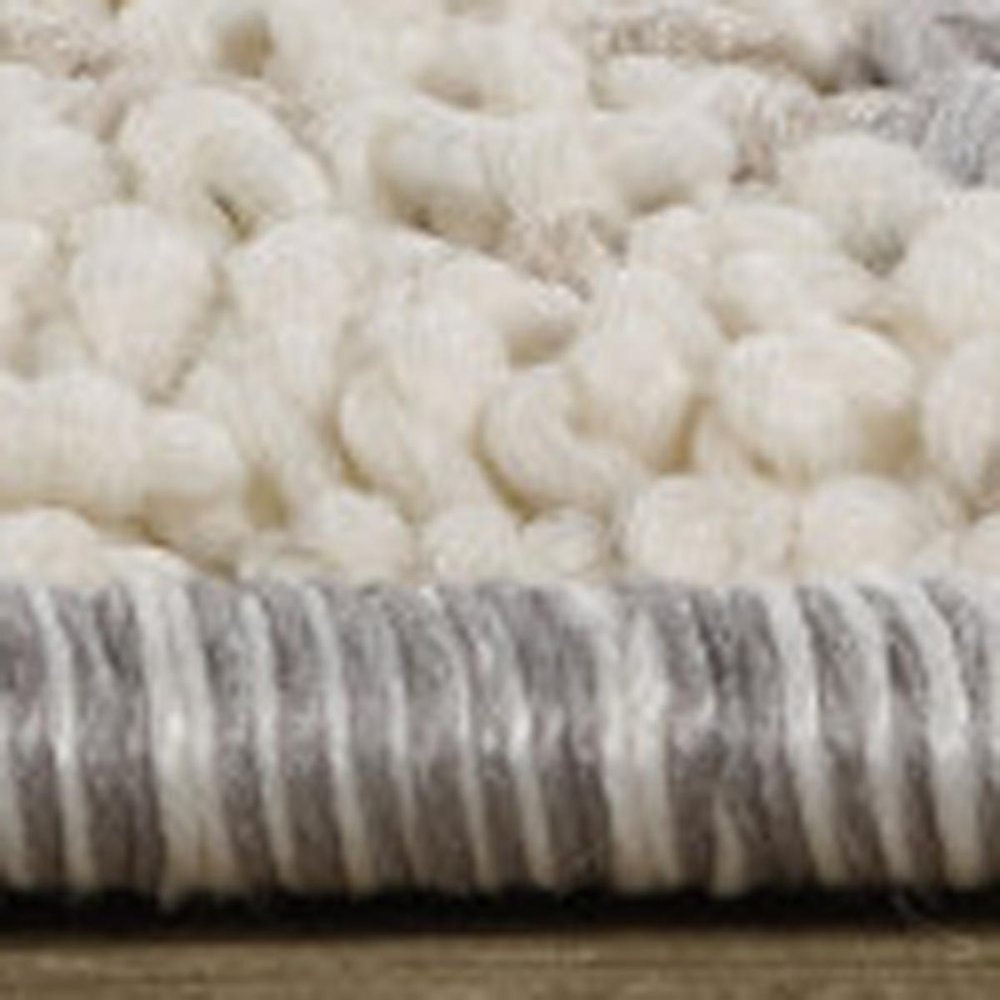 4' X 6' Gray and Beige Abstract Distressed Area Rug
