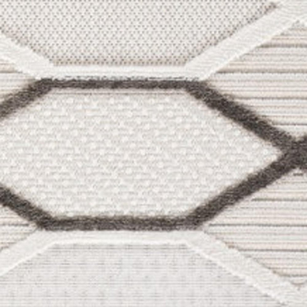 4' X 6' Cream and Beige Abstract Distressed Area Rug