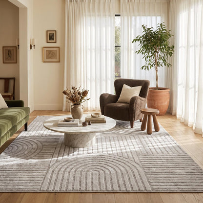 8' X 11' Gray and Ivory Abstract Distressed Area Rug