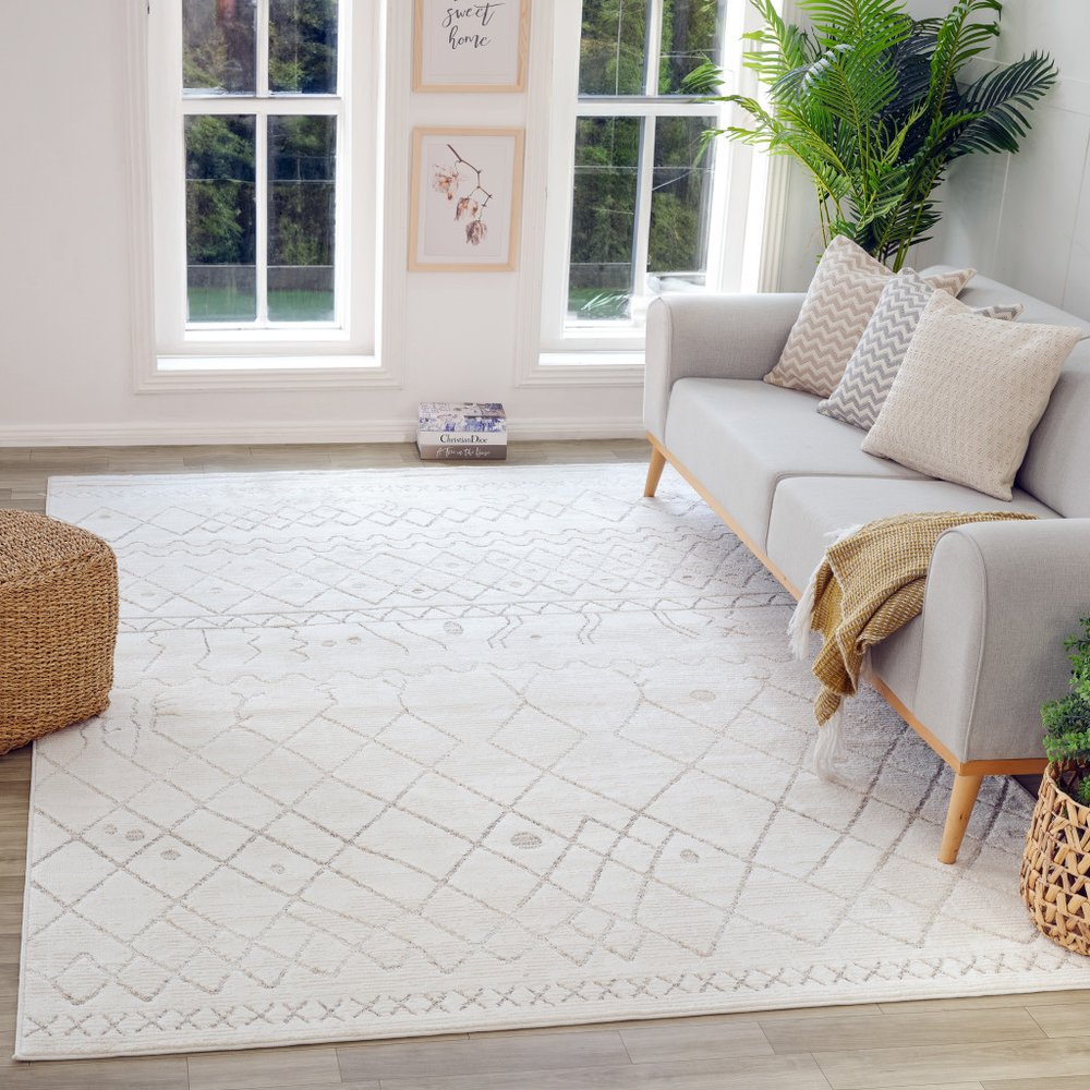 8' X 11' Gray and Beige Abstract Distressed Area Rug