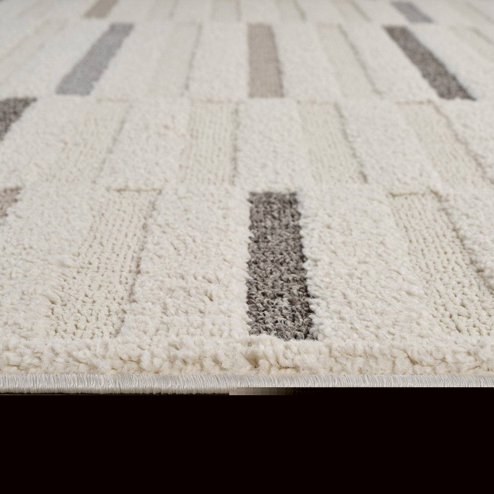 5' X 8' Gray and Cream Abstract Distressed Area Rug