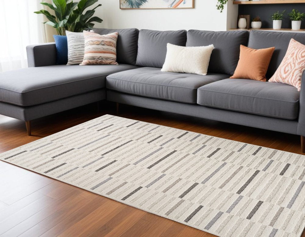 8' X 11' Gray and Cream Abstract Distressed Area Rug