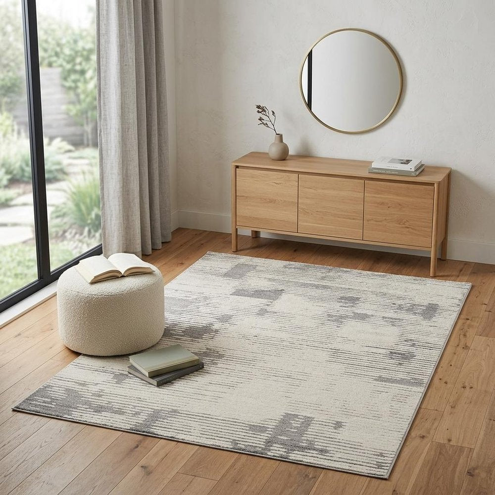 4' X 6' Gray and Cream Abstract Distressed Area Rug