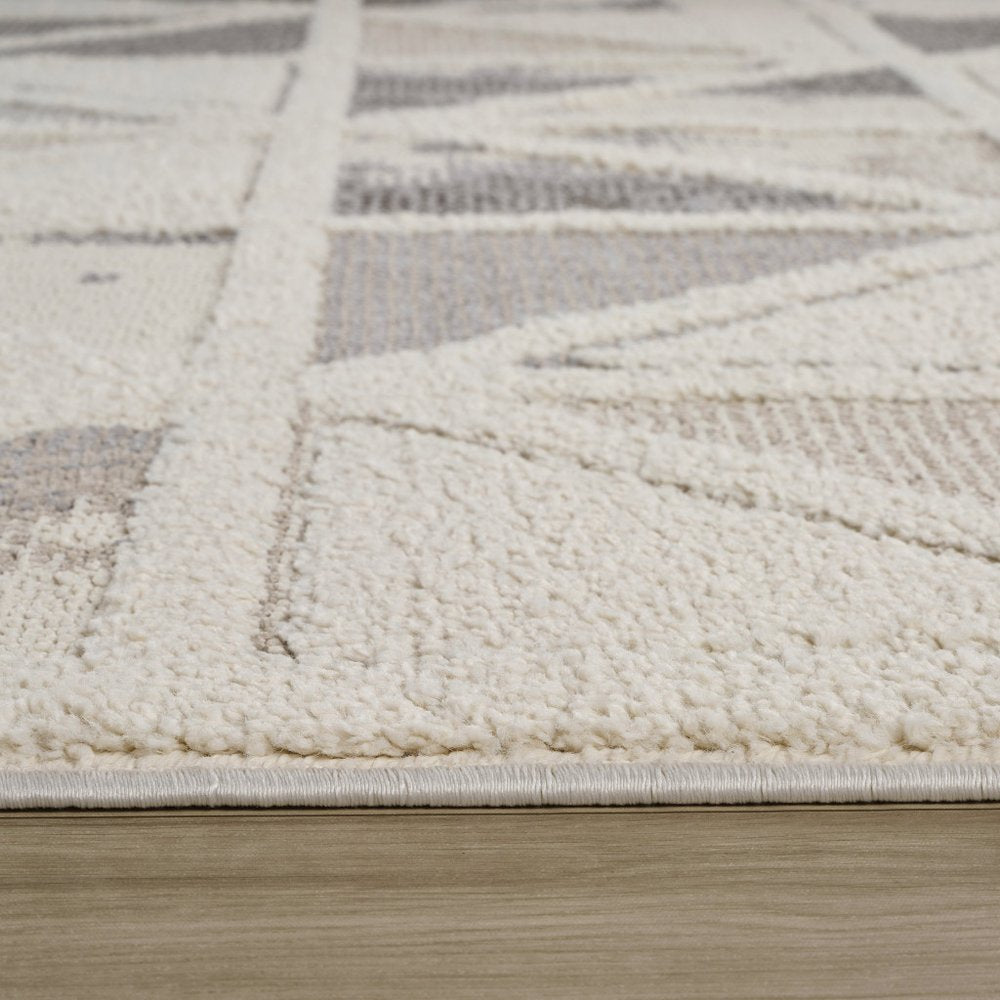 5' X 8' Gray and Cream Geometric Distressed Area Rug