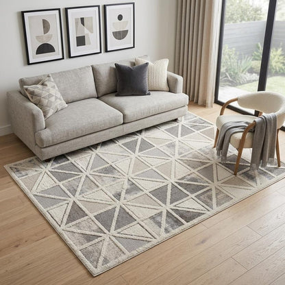 5' X 8' Gray and Cream Geometric Distressed Area Rug