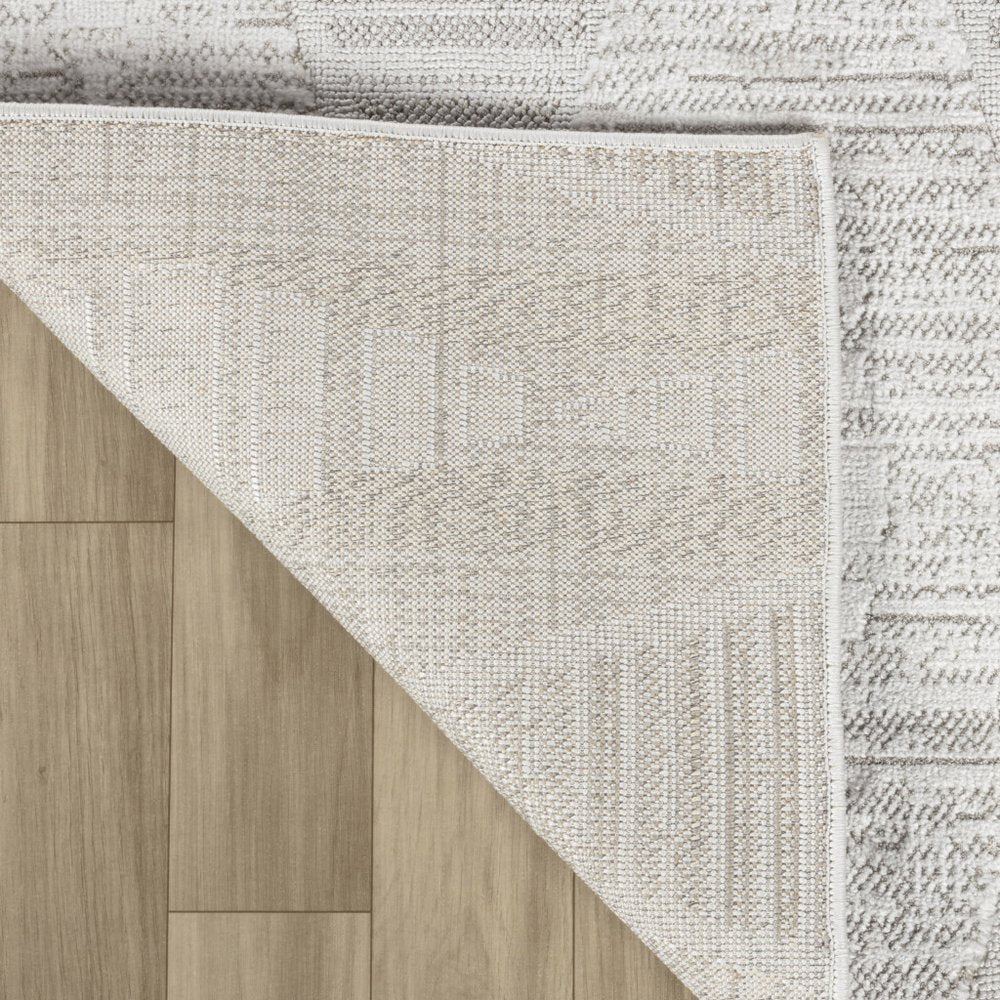 4' X 6' Gray and Ivory Geometric Distressed Area Rug