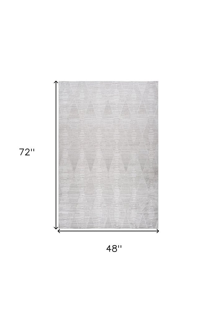 4' X 6' Gray and Ivory Geometric Distressed Area Rug