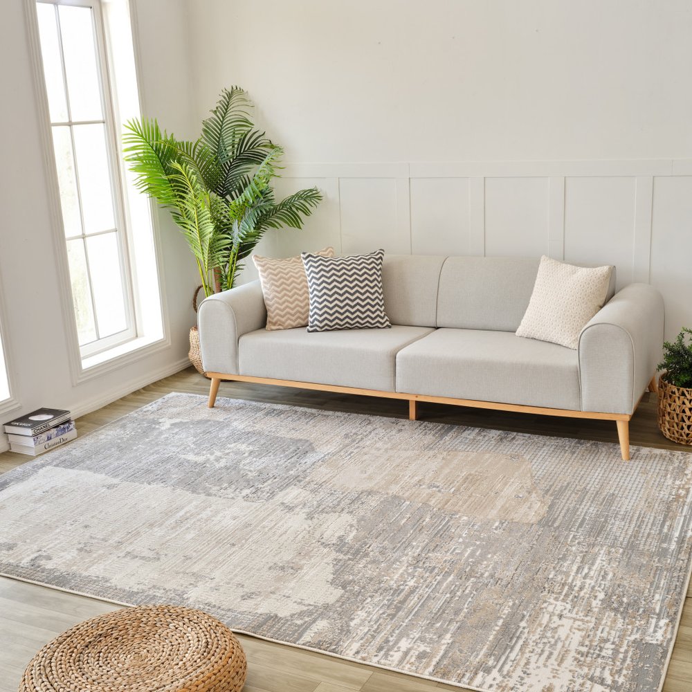 5' X 8' Gray and Cream Abstract Distressed Area Rug