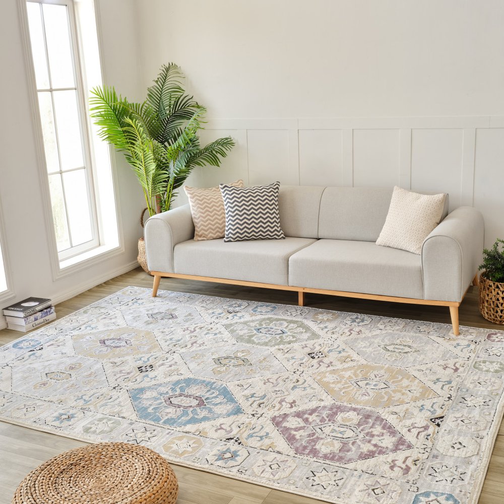 4' X 6' Beige and Gray Abstract Distressed Area Rug
