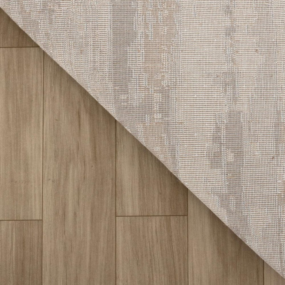 7' X 10' Beige and Gray Abstract Distressed Area Rug