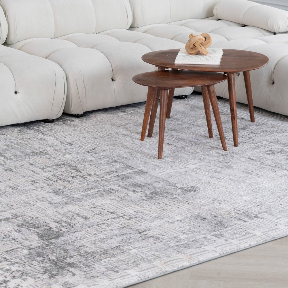 4' X 6' Gray and Beige Abstract Distressed Area Rug