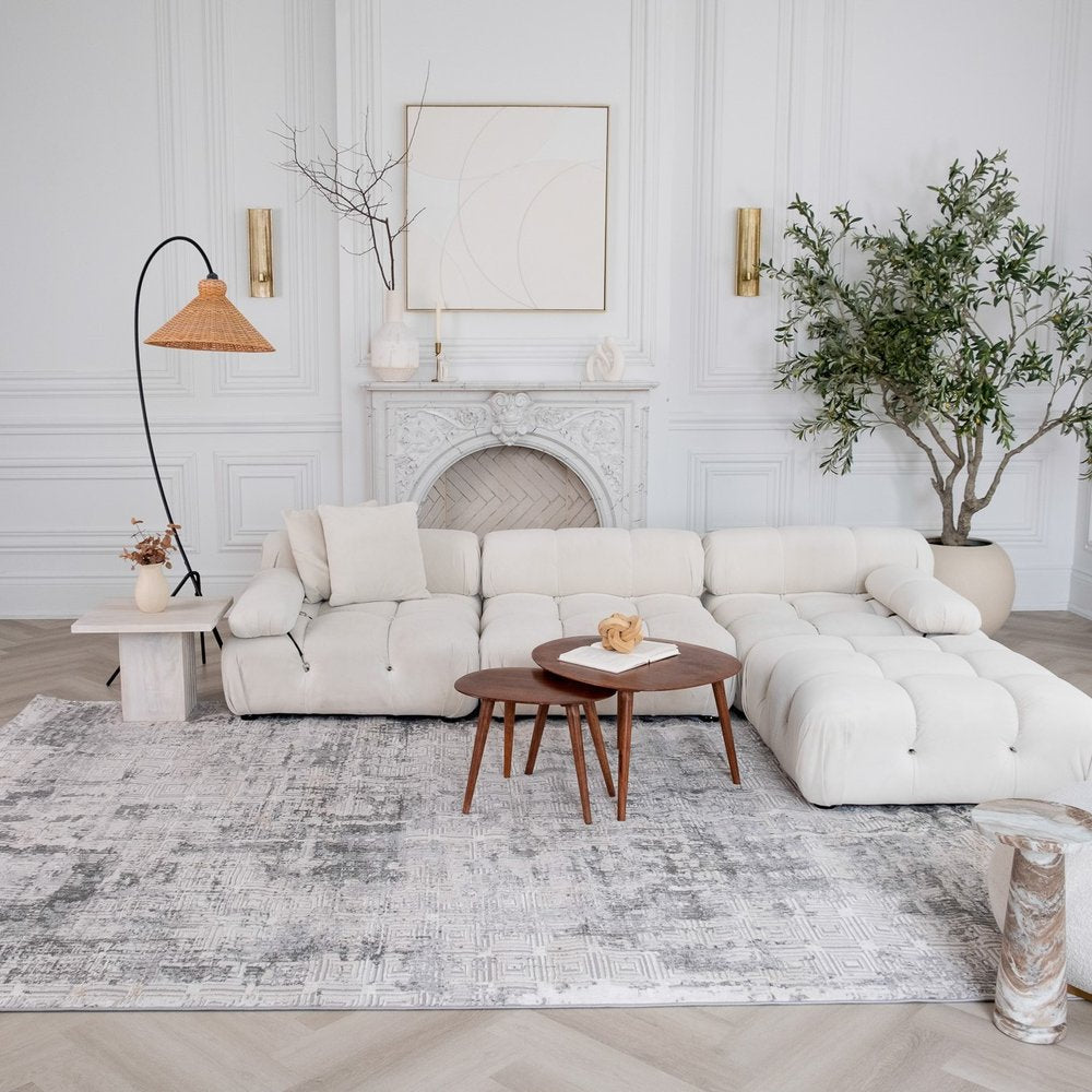 4' X 6' Gray and Beige Abstract Distressed Area Rug