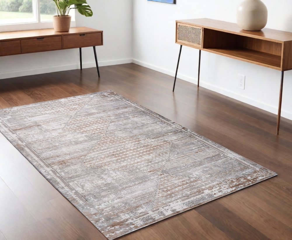 4' X 6' Gray and Brown Abstract Distressed Area Rug
