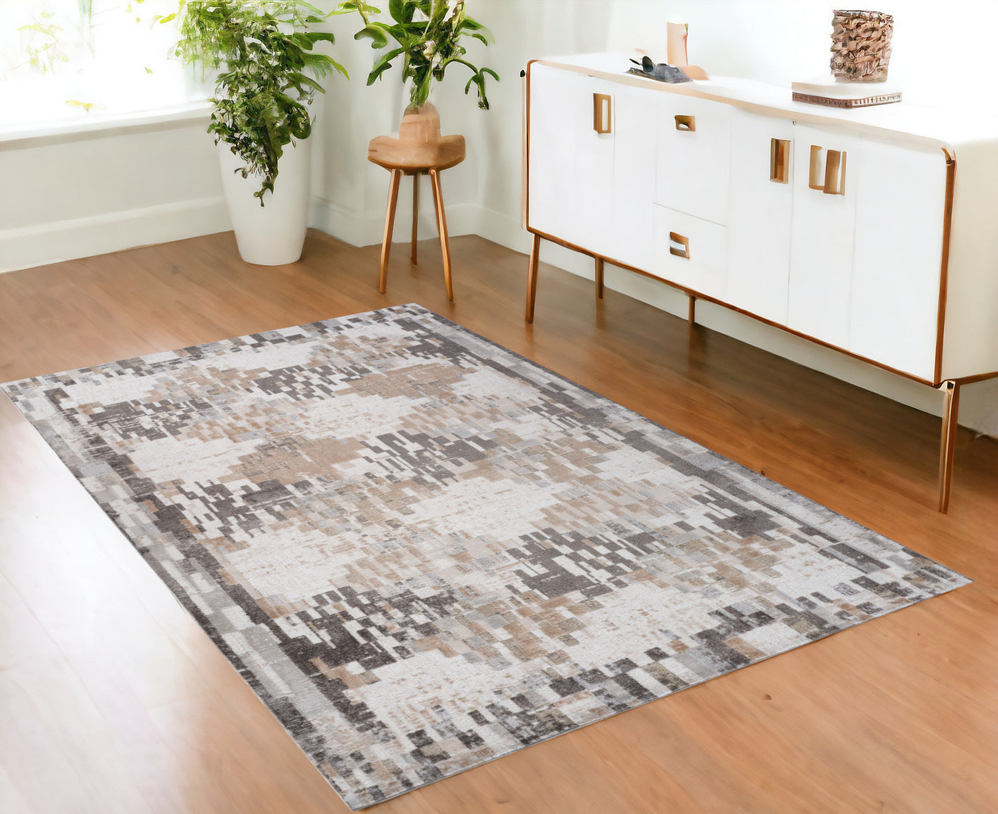 4' X 6' Cream and Brown Abstract Distressed Area Rug