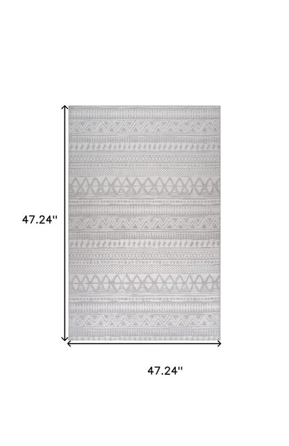 4' X 6' Gray and Cream Abstract Distressed Area Rug