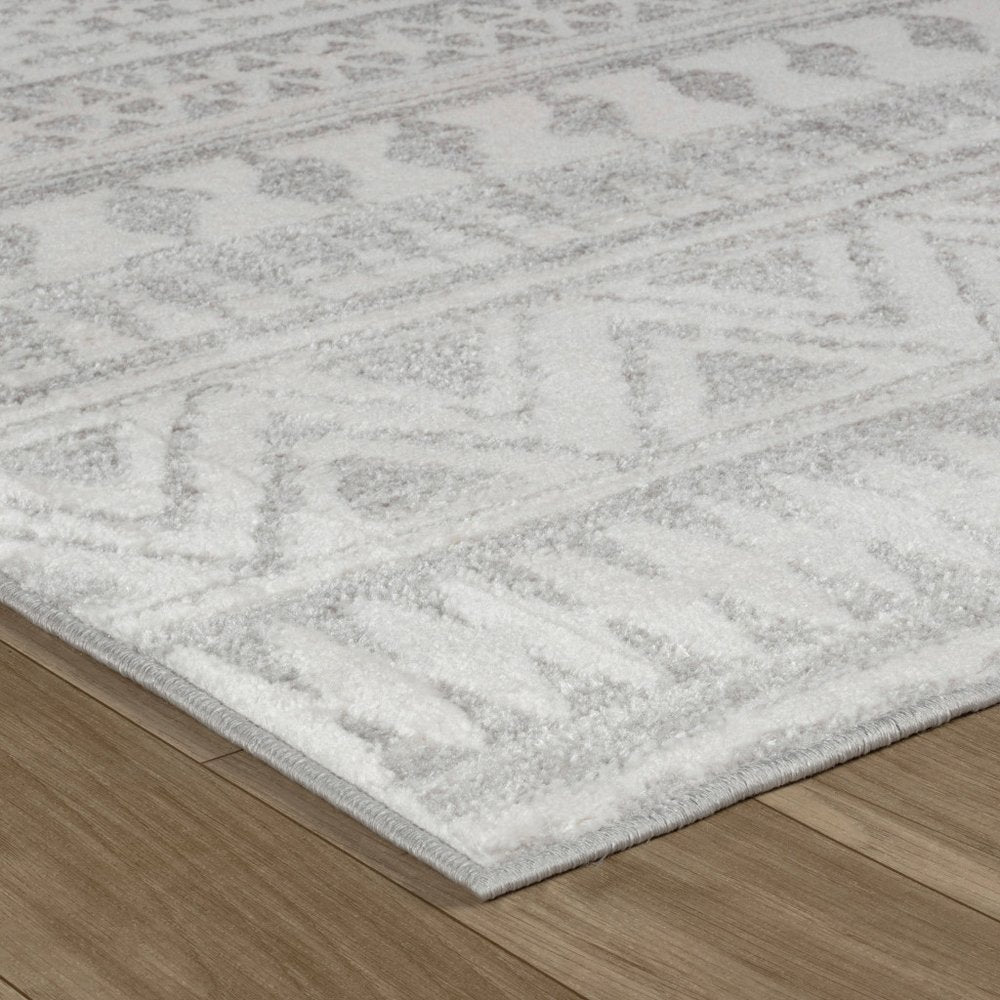7' X 10' Gray and Cream Abstract Distressed Area Rug