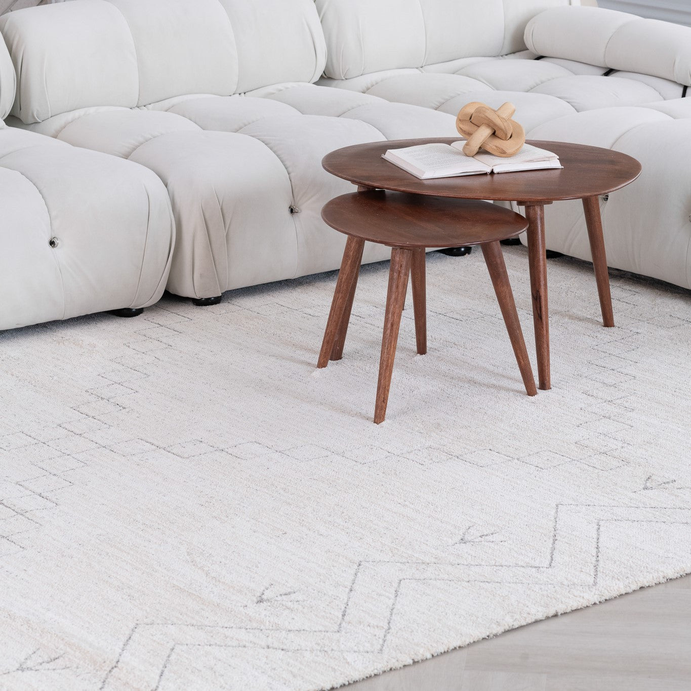 4' X 6' Cream and Beige Abstract Distressed Area Rug