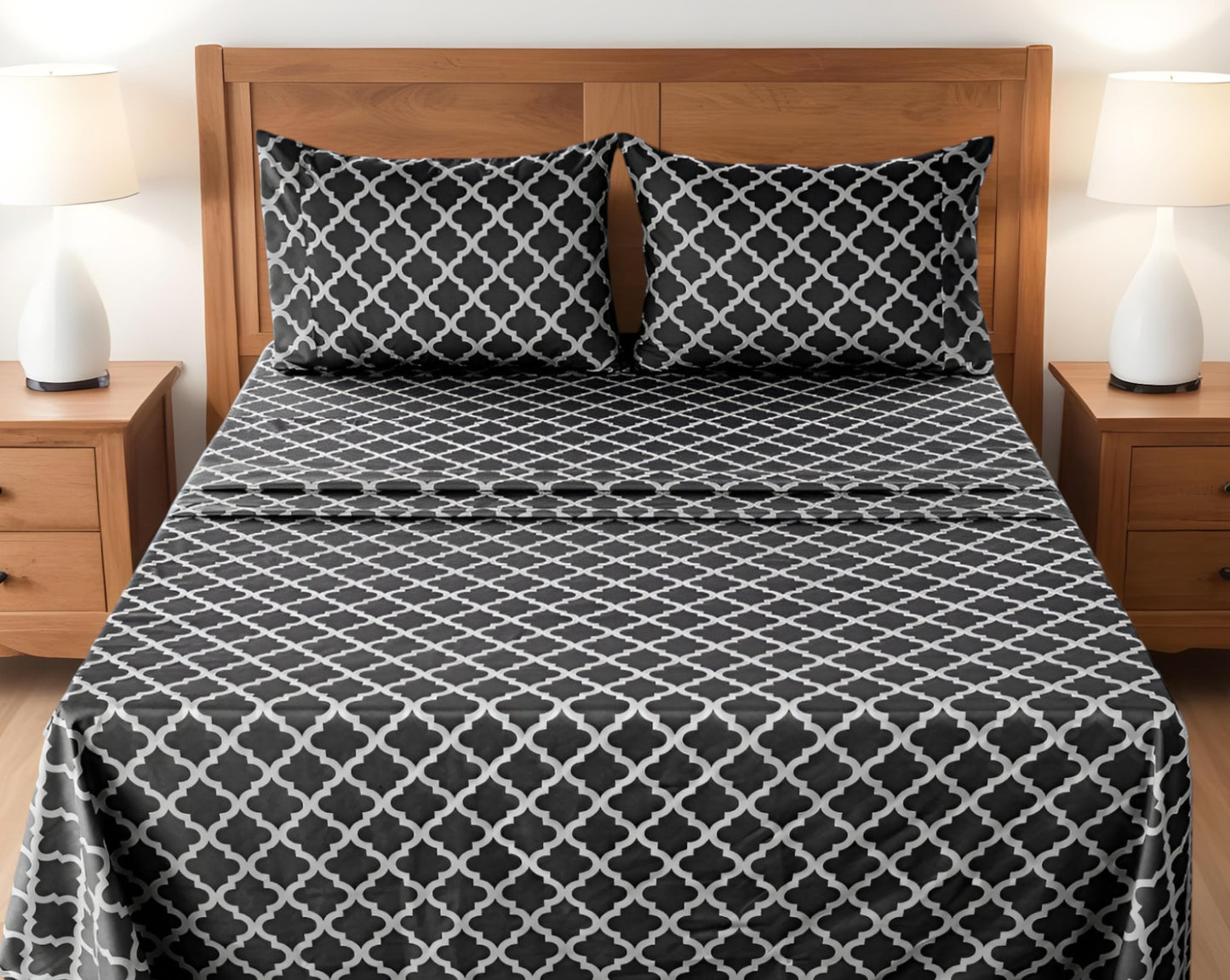 Four Piece Black and White Quatrefoil Microfiber California King Sheet Set