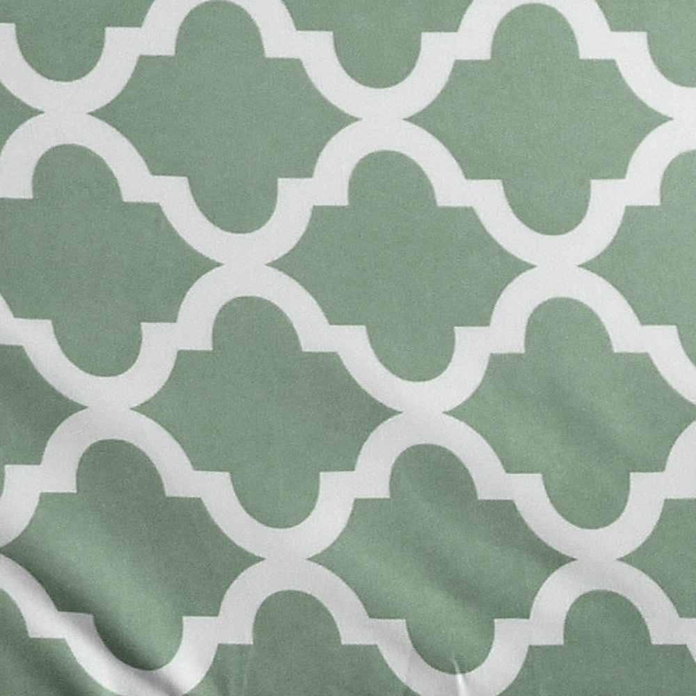 Four Piece Green and White Quatrefoil Microfiber California King Sheet Set